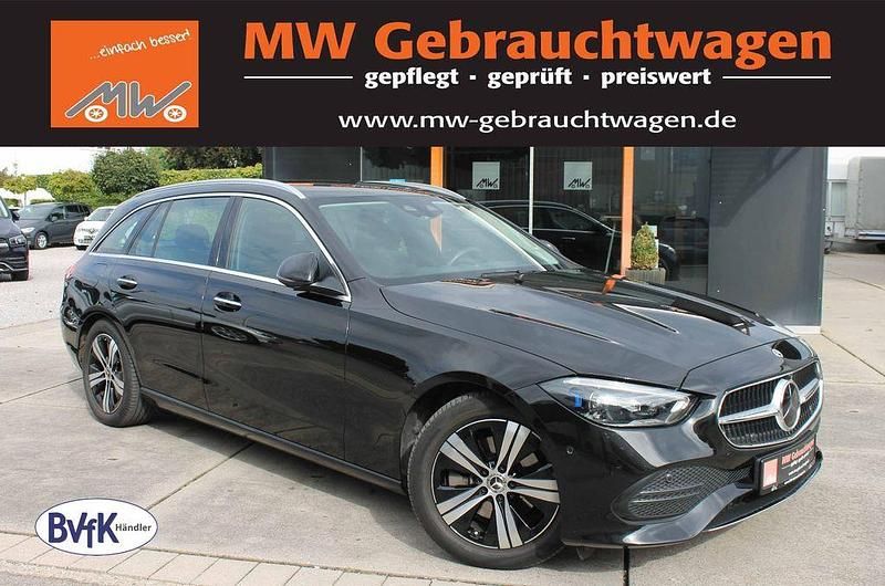 Schwarz Gebraucht 2023 Mercedes C220 Avantgarde Kombi | 38.490 € (Etwas zu teuer) - Bild 1/3