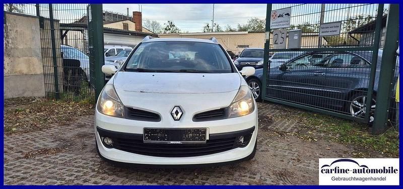 Gebraucht Renault Clio II 75 PS (55 kW) 2008 Weiß Limousine
