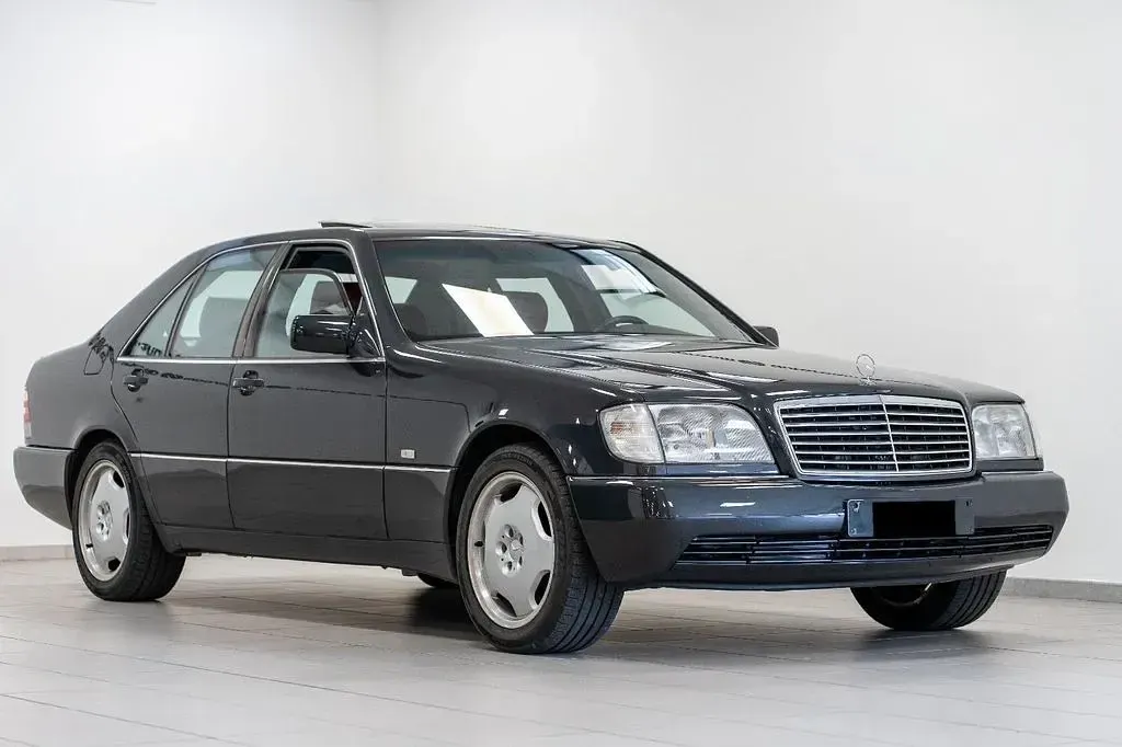 Gebraucht Mercedes S320 231 PS (169 kW) 1993 Schwarz Limousine