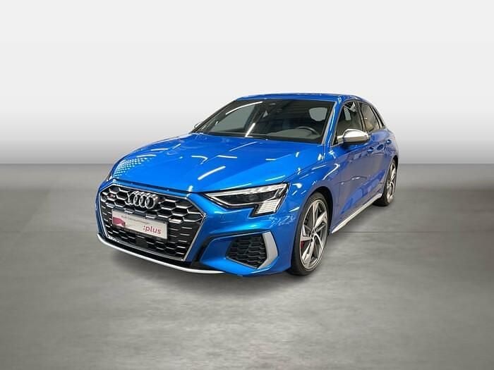 Arablau kristalleffekt Gebraucht 2022 Audi S3 Ambiente Limousine | 40.430 € (Fairer Preis) - Bild 1/4