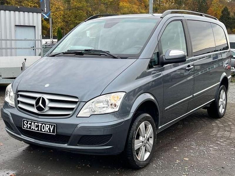 Grau Gebraucht 2012 Mercedes Viano Van / Kleinbus | 16.980 € (Superpreis) - Bild 1/4