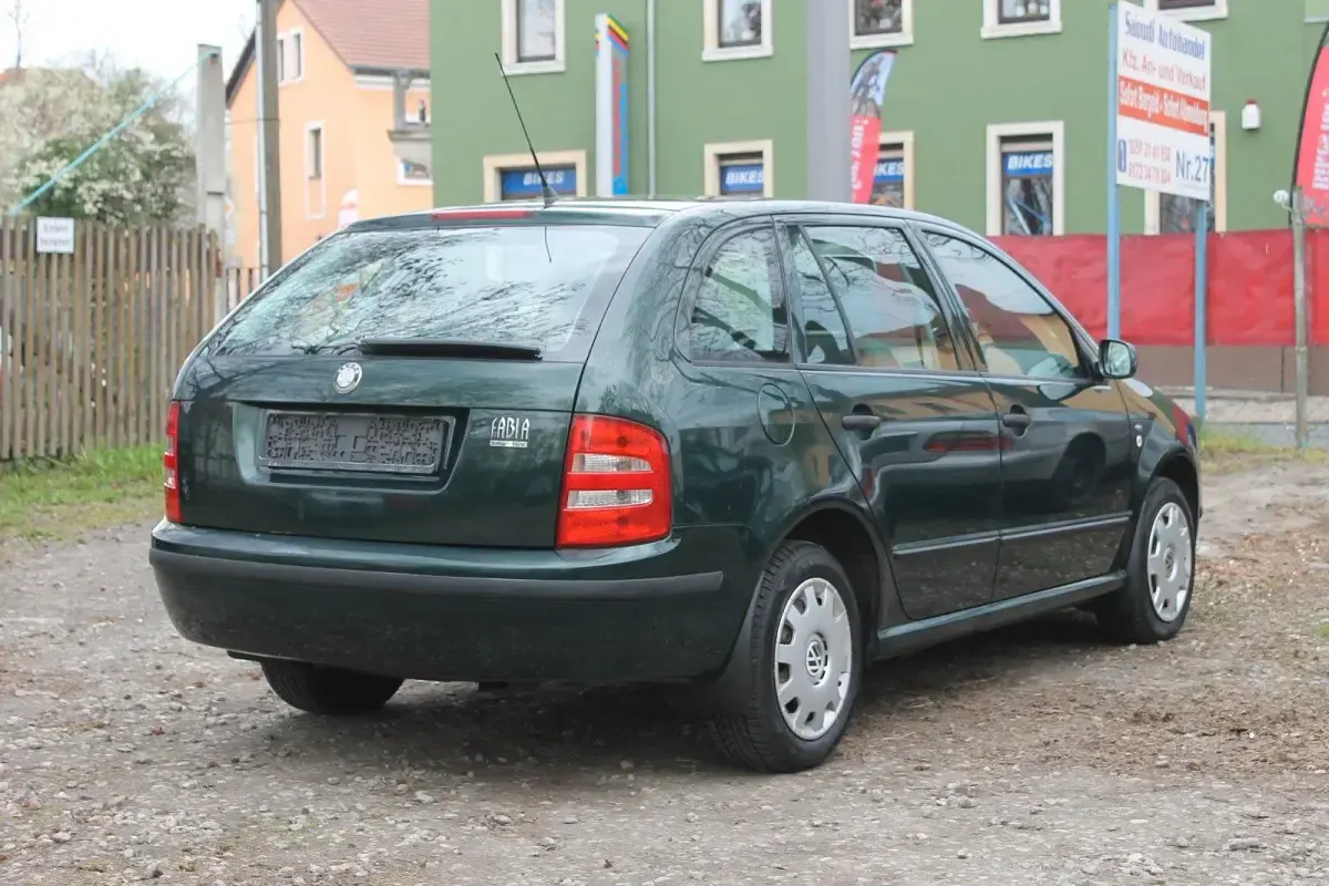 Gebraucht Skoda Fabia Comfort 75 PS (55 kW) 2002 Grün Kombi