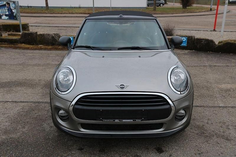 Gebraucht Mini One Cabriolet 102 PS (75 kW) 2019 Silber Cabrio