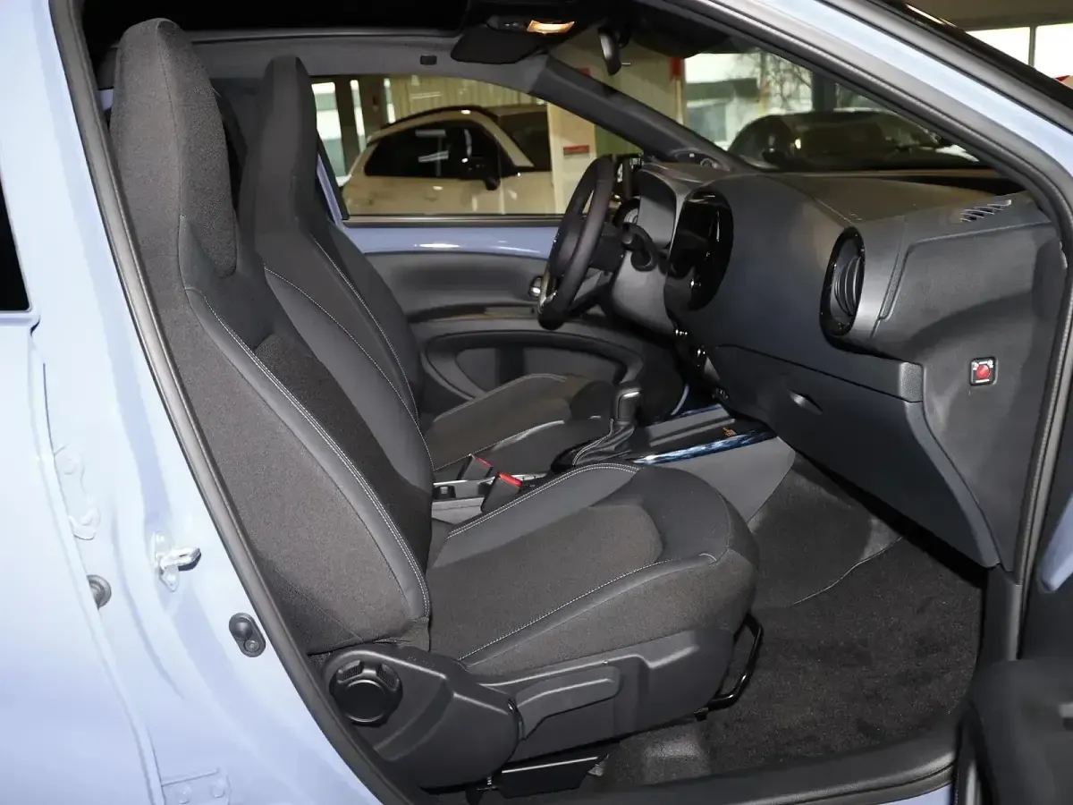 Gebraucht Toyota Aygo X Lounge 116 PS (85 kW) 2026 Andere SUV