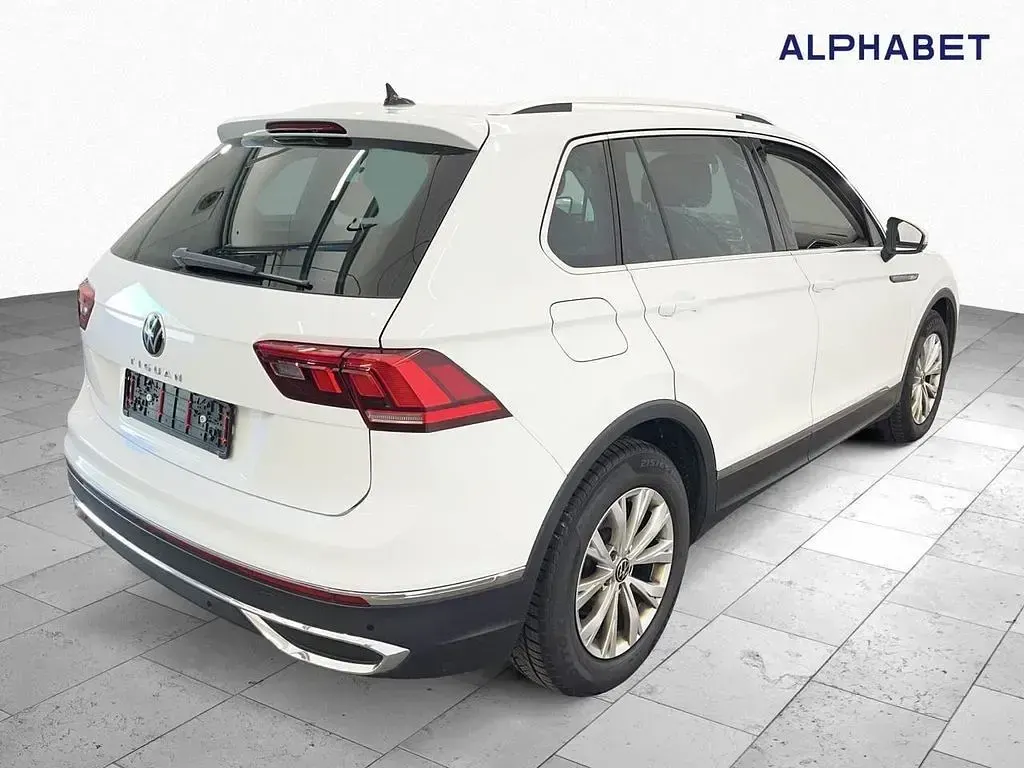 Gebraucht VW Tiguan Elegance 150 PS (110 kW) 2023 Weiß SUV