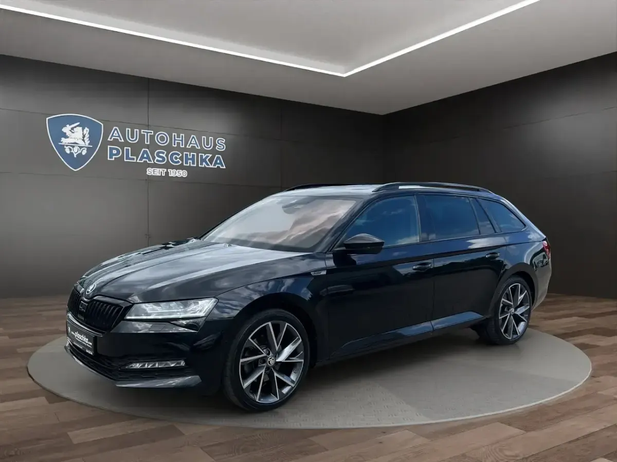 Gebraucht Skoda Superb SportLine 200 PS (147 kW) 2023 Kombi