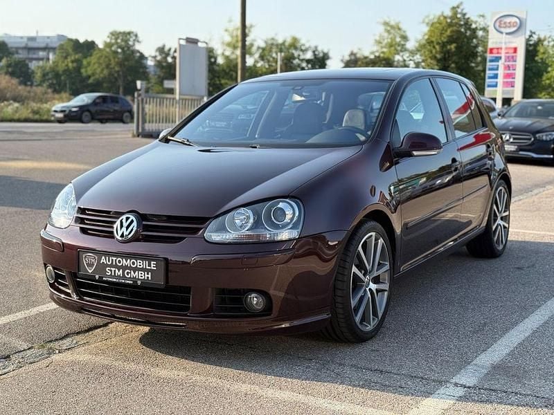 Violet Gebraucht 2006 VW Golf V Individual Limousine | 7.990 € (Teuer) - Bild 1/4