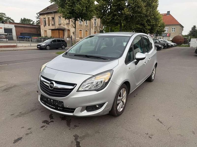 Silber Gebraucht 2015 Opel Meriva Style Van / Kleinbus | 3.750 € (Guter Preis) - Bild 1/4