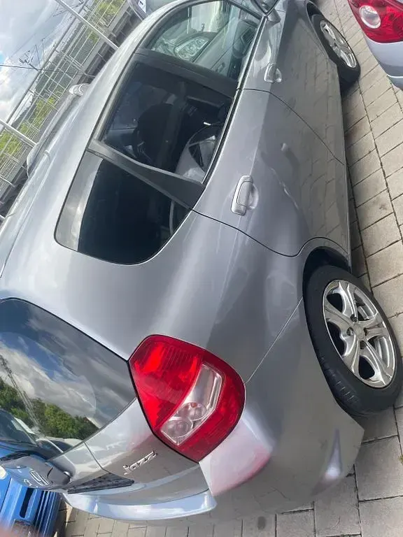 Gebraucht Honda Jazz LS 83 PS (61 kW) 2007 Silber Kleinwagen