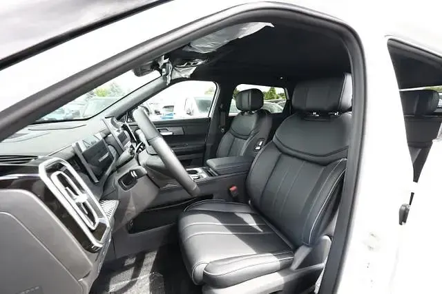 Neu Jaecoo 7 147 PS (108 kW) 2026 Khaki white khaki white SUV