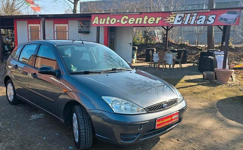 Gebraucht Ford Focus 102 PS (75 kW) 2004 Silber Limousine