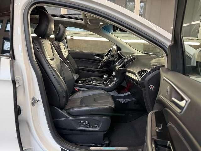 Second-hand Ford Edge Titanium 209 CP (153 kW) 2016 Alb SUV