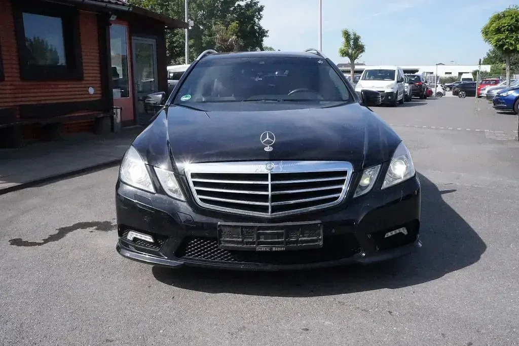 Gebraucht Mercedes E300 204 PS (150 kW) 2010 Kombi