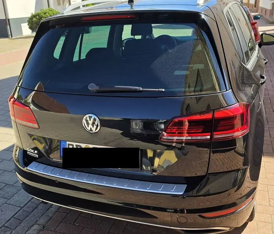 Gebraucht VW Golf Sportsvan Join 131 PS (96 kW) 2018 Schwarz Van / Kleinbus