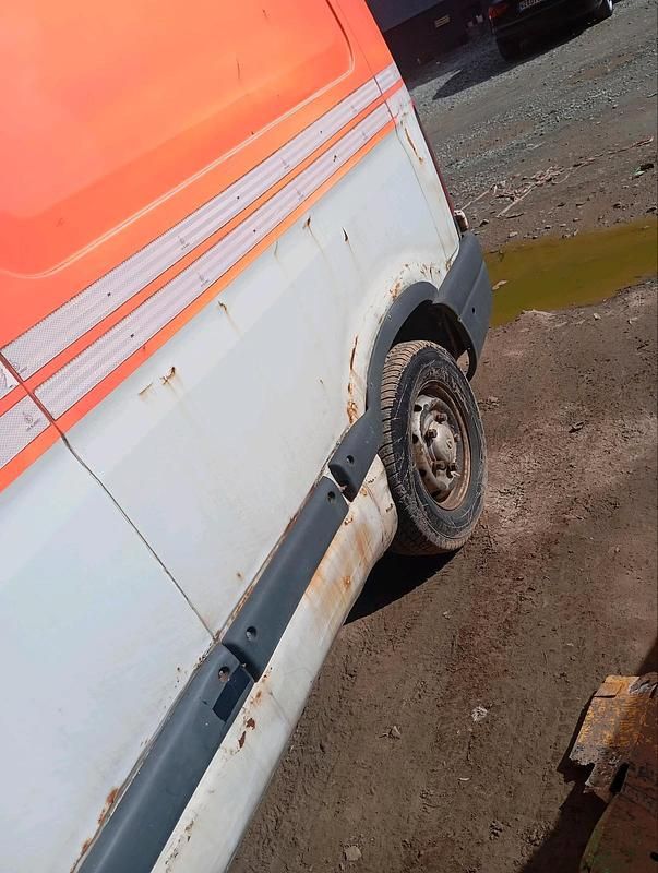 Gebraucht Renault Master 100 PS (73 kW) 2000 Violet Van / Kleinbus