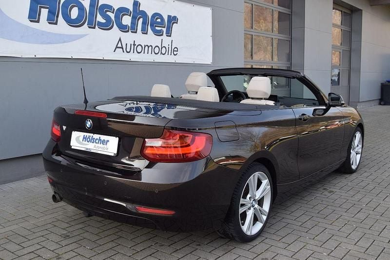 Gebraucht BMW 218 Performance 136 PS (100 kW) 2015 Schwarz Cabrio