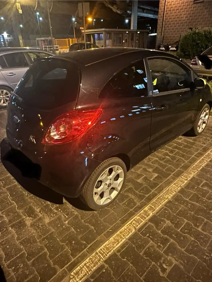 Gebraucht Ford Ka Titanium 69 PS (50 kW) 2010 Schwarz Kleinwagen