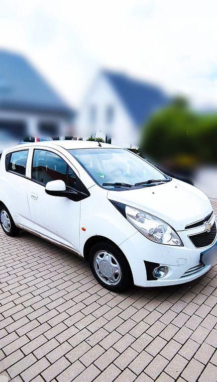 Weiß Gebraucht 2011 Chevrolet Spark Kleinwagen | 2.250 € (Guter Preis) - Bild 1/4