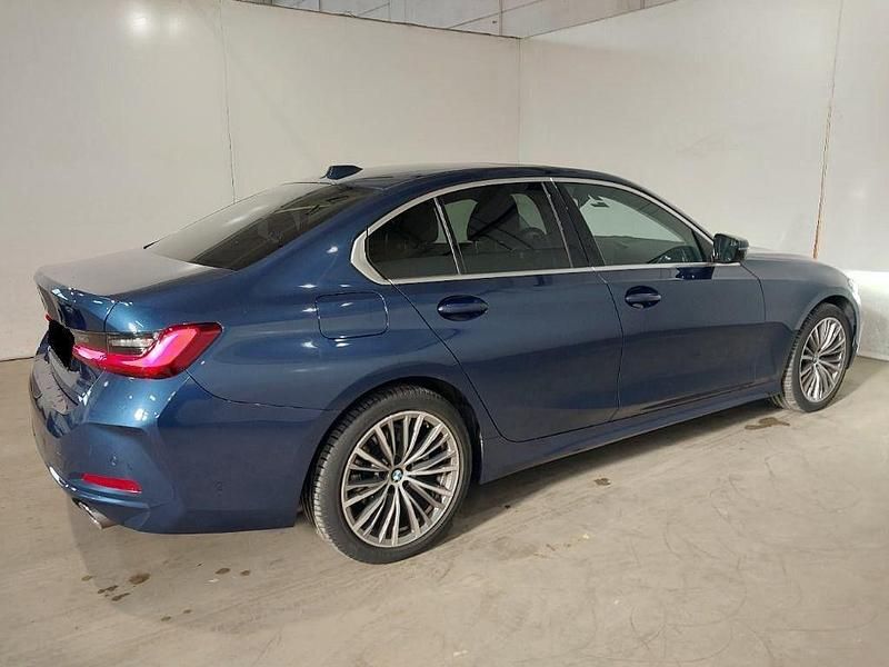 Gebraucht BMW 320 Shadowline 190 PS (139 kW) 2024 Blaukeine angabe Limousine