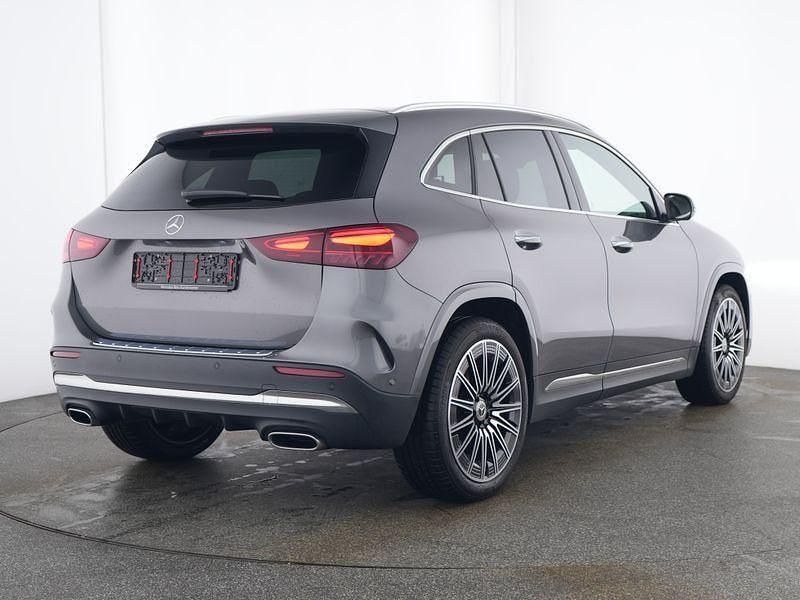 Gebraucht Mercedes GLA220 AMG 190 PS (139 kW) 2025 Grau SUV