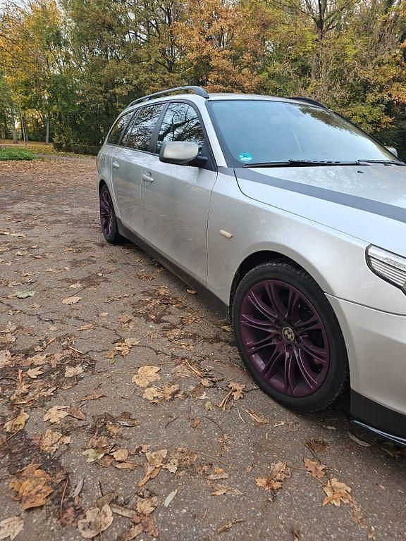 Gebraucht BMW 530 Performance 231 PS (169 kW) 2006 Silber Kombi