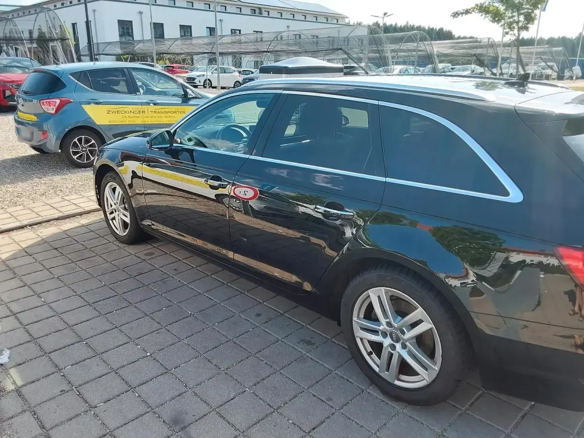 Gebraucht Audi A4 190 PS (139 kW) 2018 Schwarz Kombi