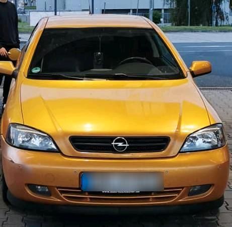 Gold Gebraucht 2001 Opel Astra Coupé | 2.000 € (Fairer Preis) - Bild 1/4