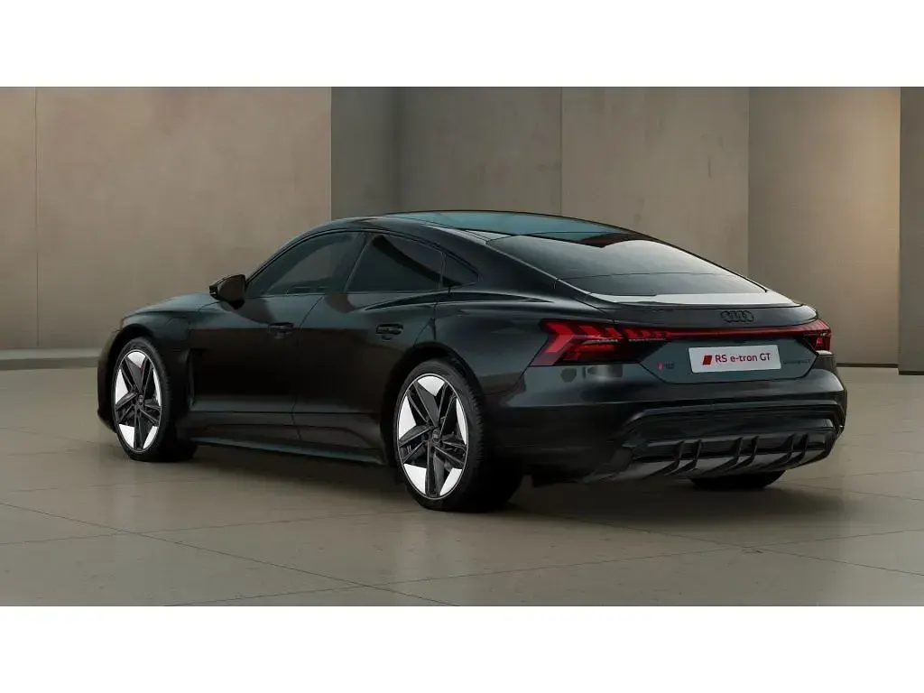 Gebraucht Audi RS e-tron GT Premium 439 kW (598 PS) 2023 Mythosschwarz (metallic) Limousine