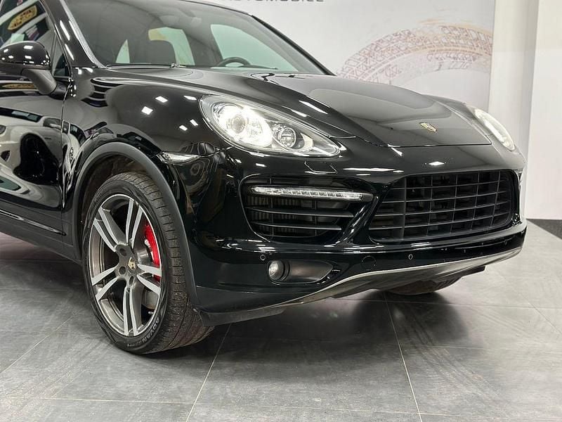 Gebraucht Porsche Cayenne Turbo 500 PS (367 kW) 2010 Schwarz SUV