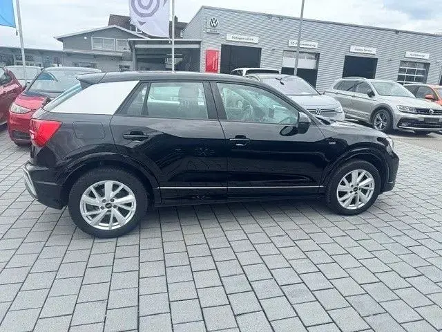 Gebraucht Audi Q2 S-Line 116 PS (85 kW) 2023 SUV