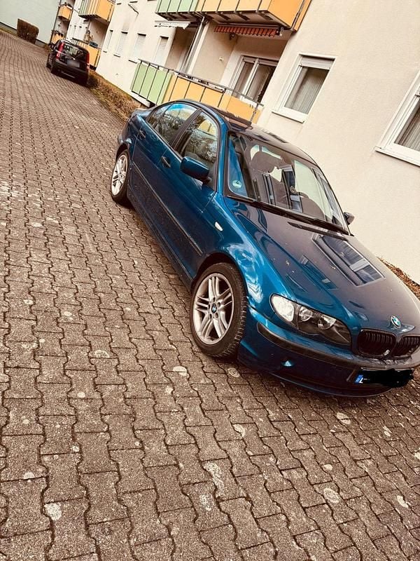Gebraucht BMW 2002 140 PS (102 kW) 2002 Blau Limousine
