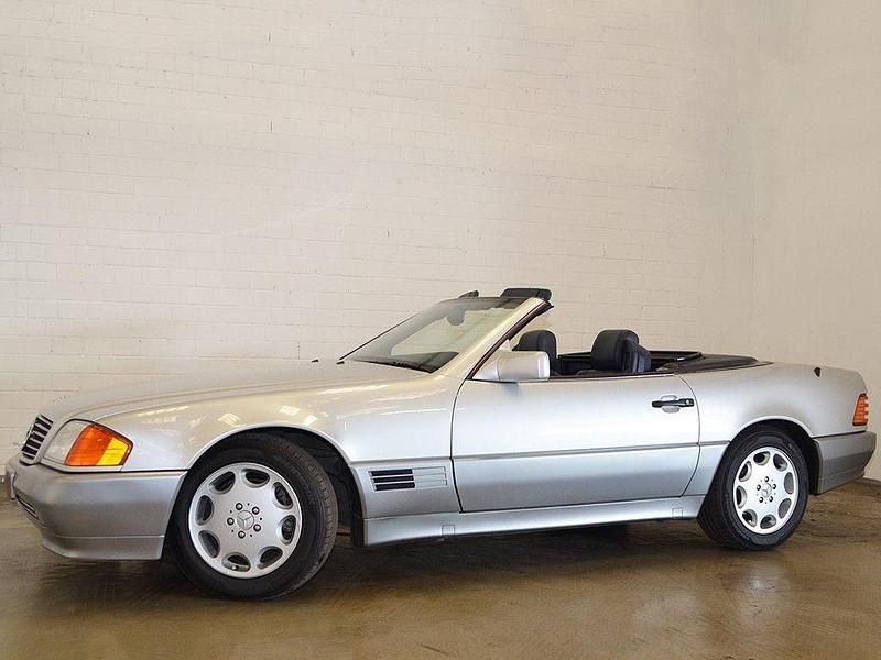 Gebraucht Mercedes SL300 231 PS (169 kW) 1992 Silber Cabrio