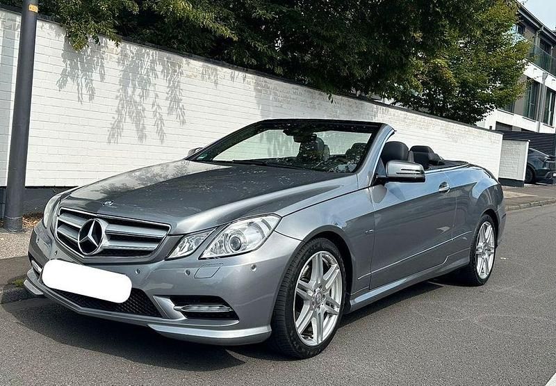 Gebraucht 2012 Mercedes E250 AMG line Cabrio | 17.900 € (Fairer Preis) - Bild 1/4