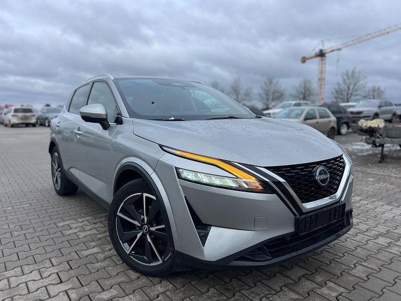 Gebraucht Nissan Qashqai Tekna+ 158 PS (116 kW) 2023 Silber SUV