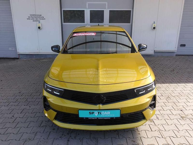 Gebraucht Opel Astra 131 PS (96 kW) 2024 Kult gelb metalliclackierung Kleinwagen