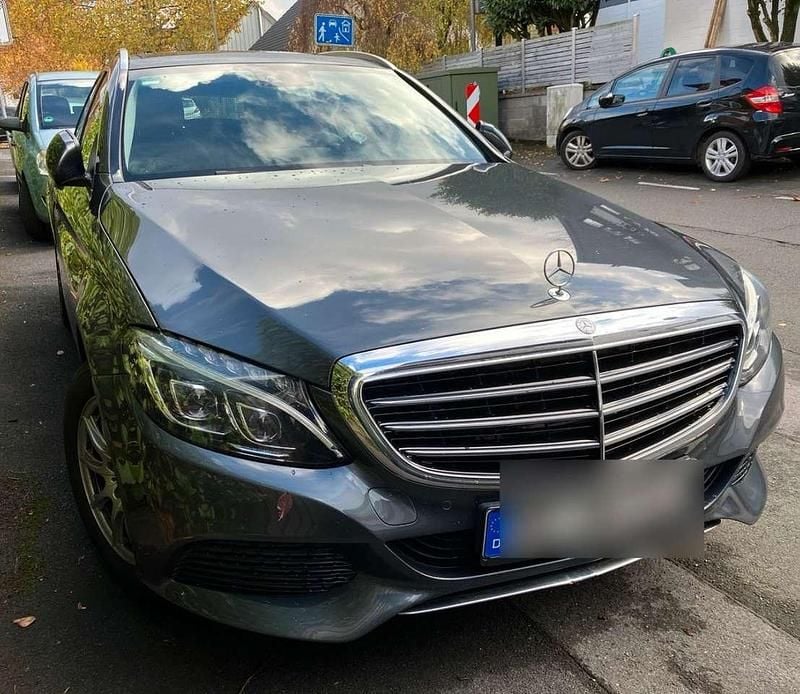 Gebraucht Mercedes C220 170 PS (125 kW) 2014 Grau Kombi