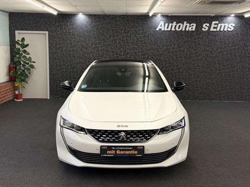 Weiß Gebraucht 2021 Peugeot 508 Allure GT-Line Limousine | 20.490 € (Fairer Preis) - Bild 1/4