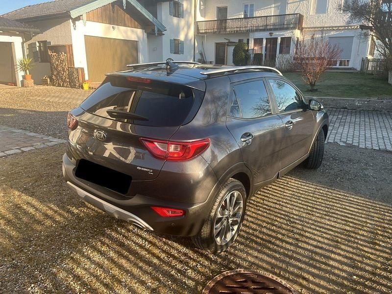 Gebraucht Kia Stonic Vision 99 PS (72 kW) 2019 Grau SUV