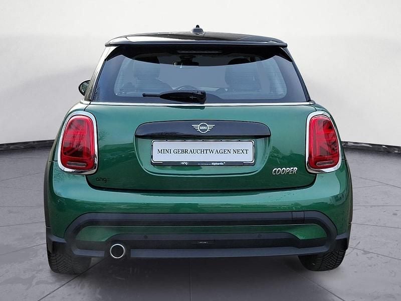 Gebraucht Mini Cooper Classic 136 PS (100 kW) 2022 Grün Kleinwagen