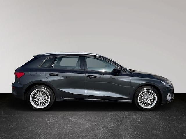 Gebraucht Audi A3 Sportback e-tron Ambiente 204 PS (150 kW) 2021 Manhattangrau metallic Kleinwagen