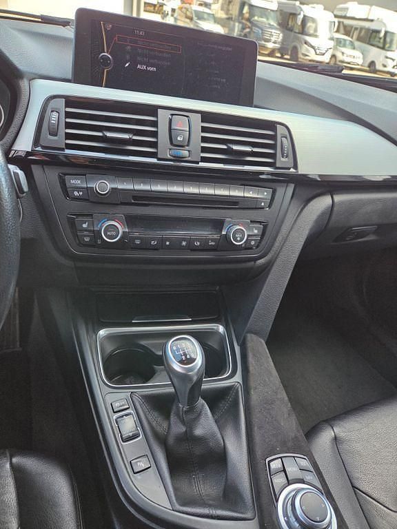 Usata BMW 335 306 CV (225 kW) 2012 Grigio Berlina