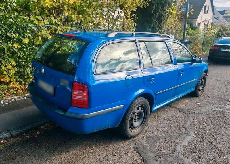 Gebraucht Skoda Octavia 131 PS (96 kW) 2007 Blau Kombi