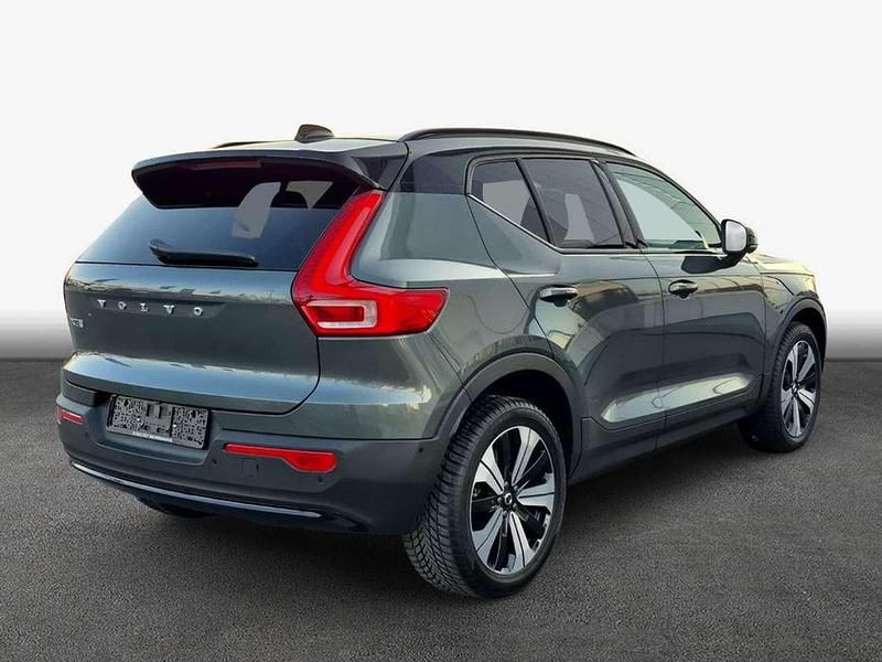 Używany Volvo EX40 185 kW (252 KM) 2026 Forest lake metallic SUV