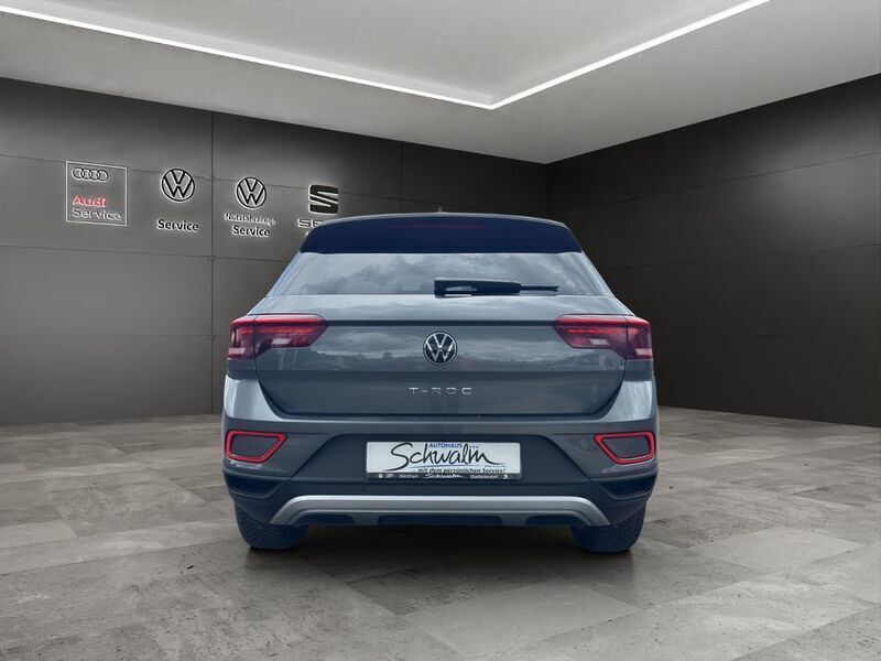 Gebraucht VW T-Roc Life 150 PS (110 kW) 2025 Grau SUV