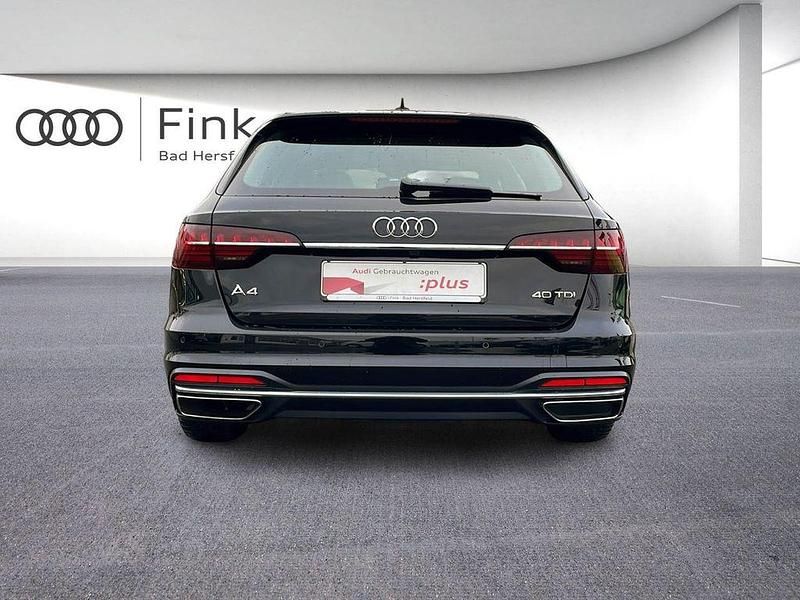Gebraucht Audi A4 Advanced Plus 204 PS (150 kW) 2024 Schwarz Kombi