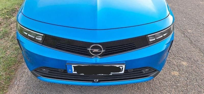Gebraucht Opel Astra Edition 131 PS (96 kW) 2023 Blau Kombi