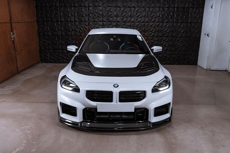 Weiß Gebraucht 2023 BMW M2 Performance Coupé | 89.900 € - Bild 1/4