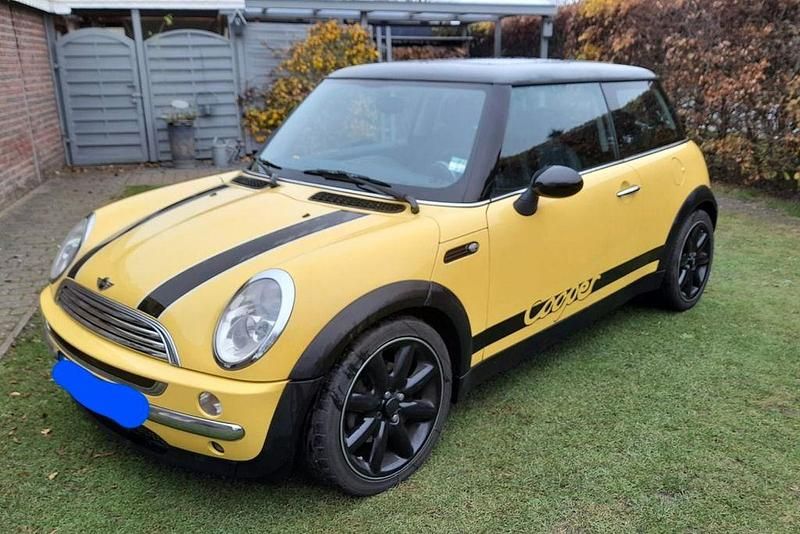 Second-hand Mini Cooper 116 CP (85 kW) 2002 Galben Hatchback