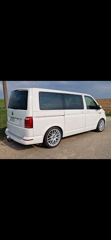 Second-hand VW T6 150 CP (110 kW) 2017 Alb Van