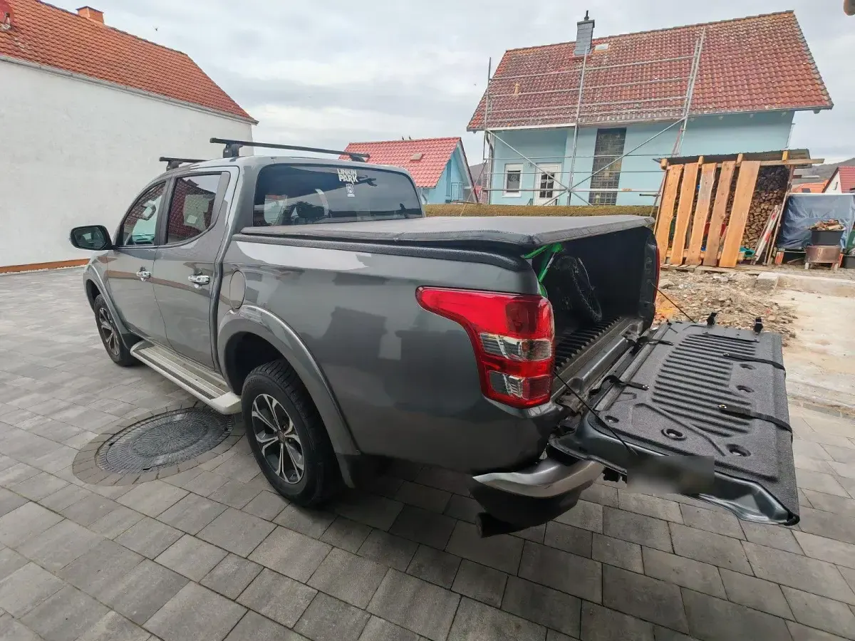 Gebraucht Fiat Fullback 181 PS (133 kW) 2017 Grau Pickup